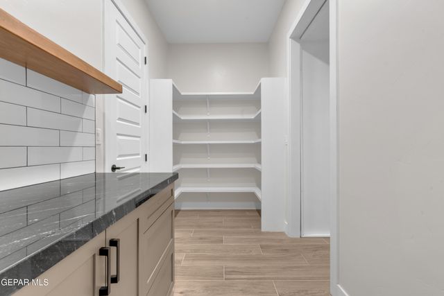 2701 BRADY Place, El Paso, TX 79935