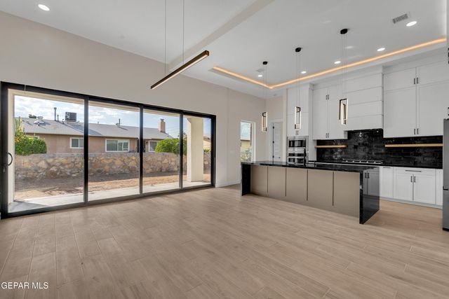 2701 BRADY Place, El Paso, TX 79935