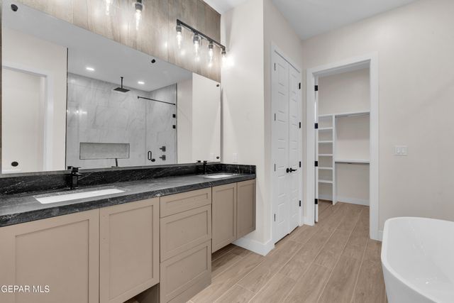 2701 BRADY Place, El Paso, TX 79935