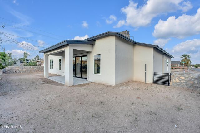 2701 BRADY Place, El Paso, TX 79935