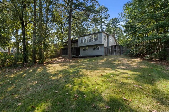 23 Crownpoint Road, Little Rock, AR 72227