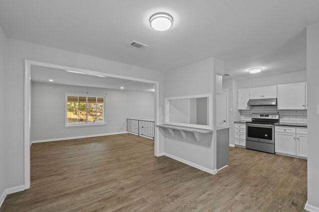 23 Crownpoint Road, Little Rock, AR 72227