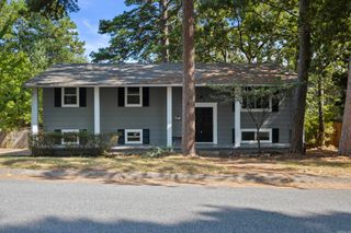 23 Crownpoint Road, Little Rock, AR 72227