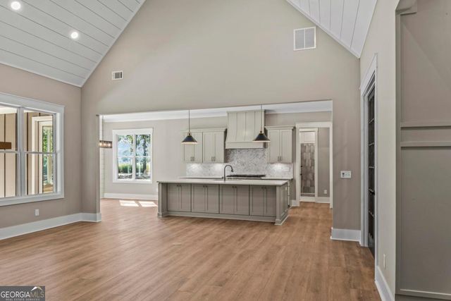 1320 A Lake Drive, Greensboro, GA 30642