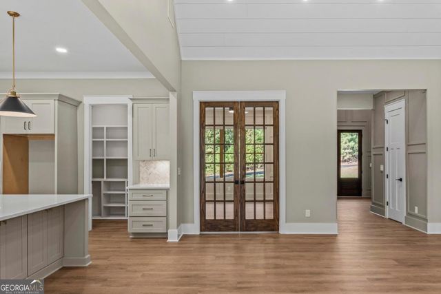 1320 A Lake Drive, Greensboro, GA 30642