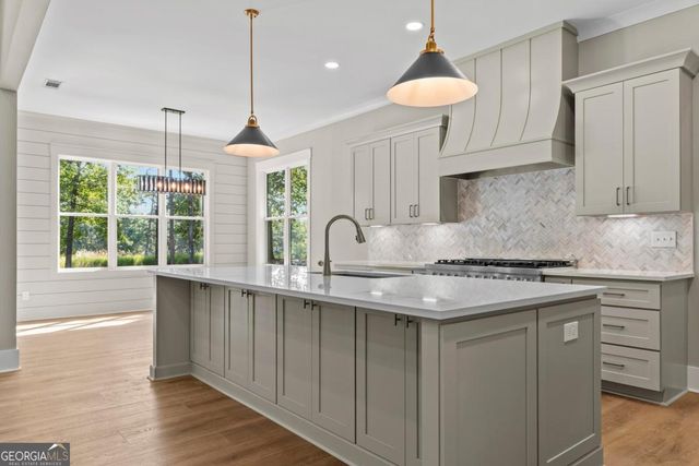 1320 A Lake Drive, Greensboro, GA 30642