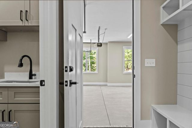 1320 A Lake Drive, Greensboro, GA 30642