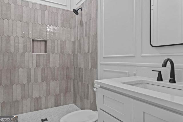 1320 A Lake Drive, Greensboro, GA 30642