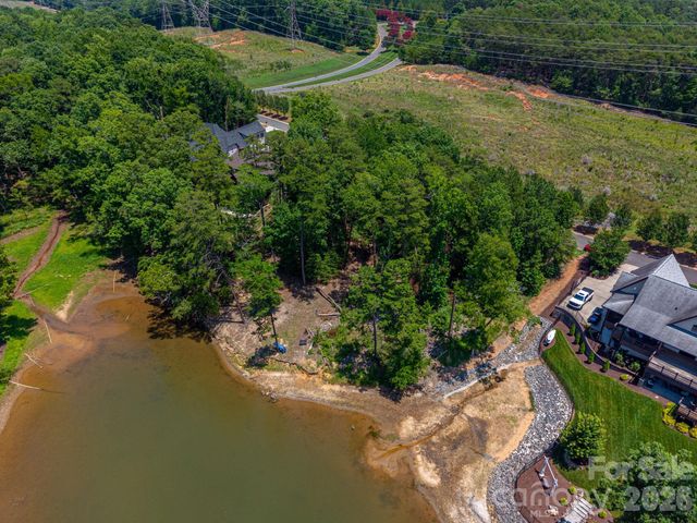6024 Headlands Court, Belmont, NC 28012