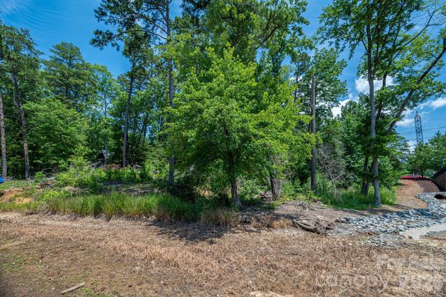6024 Headlands Court, Belmont, NC 28012