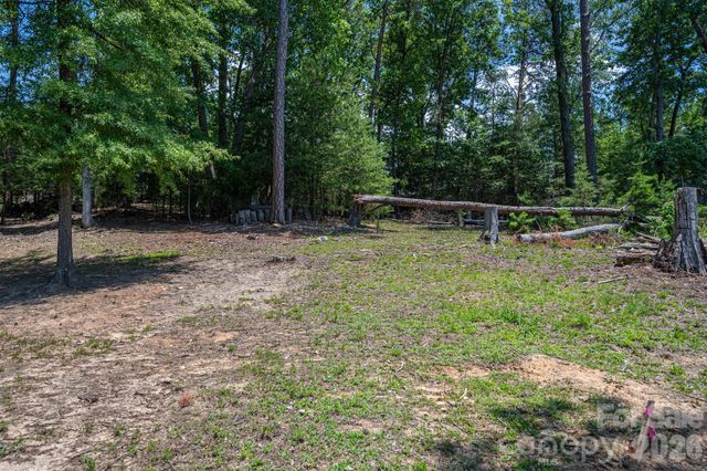 6024 Headlands Court, Belmont, NC 28012