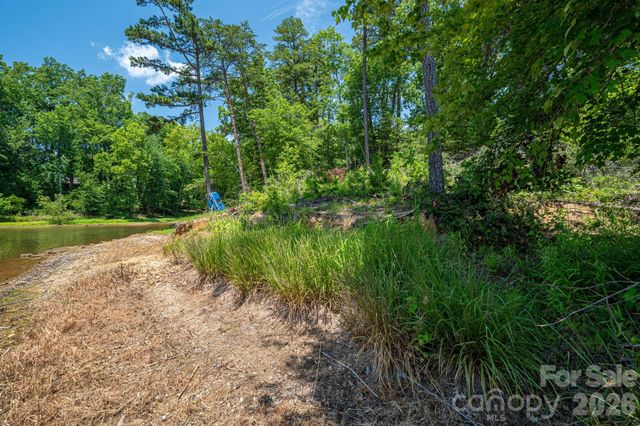 6024 Headlands Court, Belmont, NC 28012