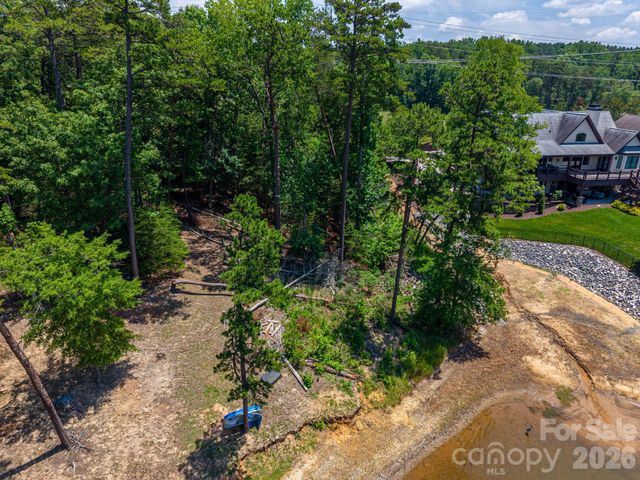 6024 Headlands Court, Belmont, NC 28012