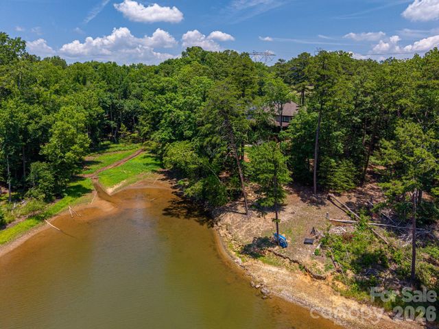 6024 Headlands Court, Belmont, NC 28012