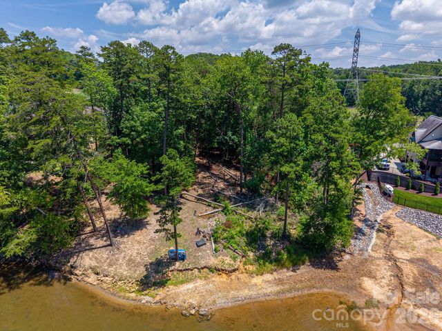 6024 Headlands Court, Belmont, NC 28012