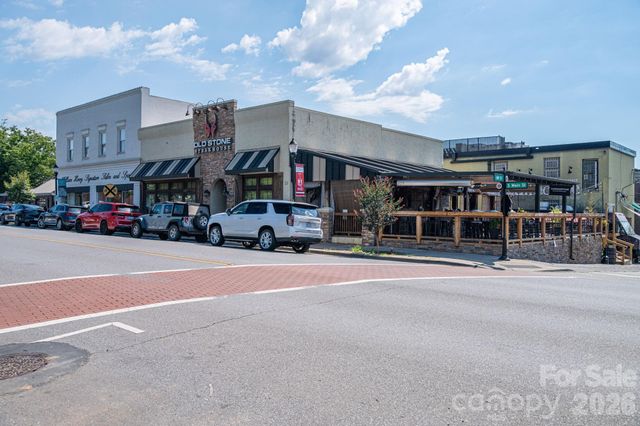 6024 Headlands Court, Belmont, NC 28012