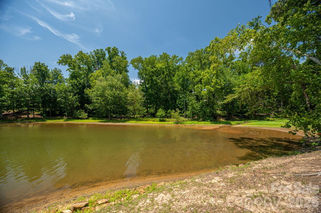 6024 Headlands Court, Belmont, NC 28012