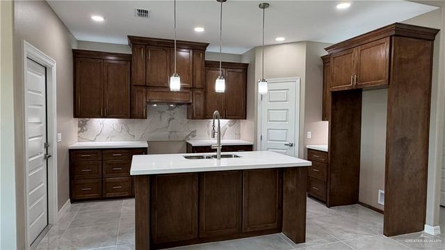 3508 Aquamarine Lane, Edinburg, TX 78541