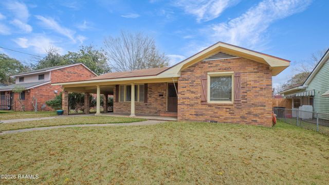 711 Maumus Street, New Iberia, LA 70560