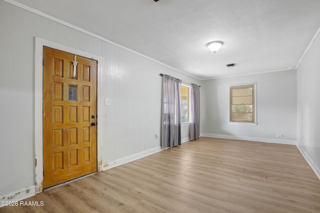 711 Maumus Street, New Iberia, LA 70560