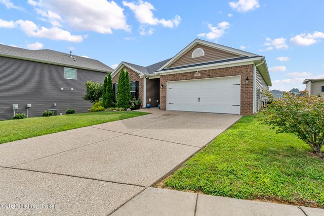 7807 Pineland Ridge Pass, Louisville, KY 40229