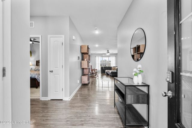 7807 Pineland Ridge Pass, Louisville, KY 40229