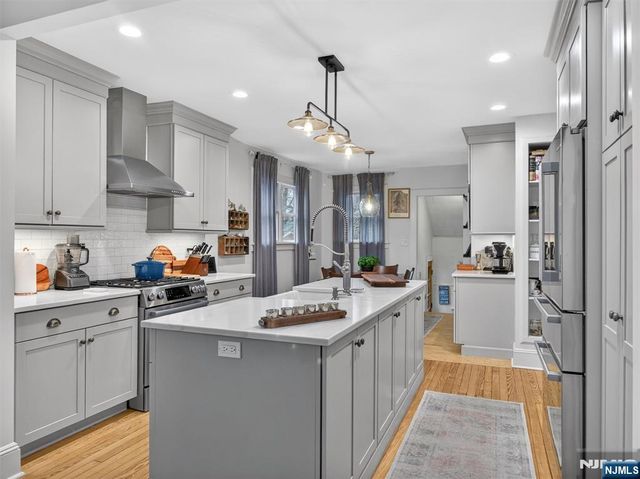 108 9th Avenue, Hawthorne, NJ 07506