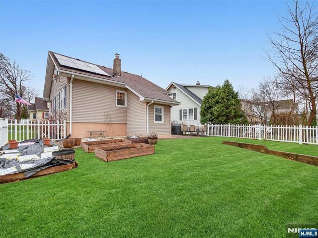 108 9th Avenue, Hawthorne, NJ 07506