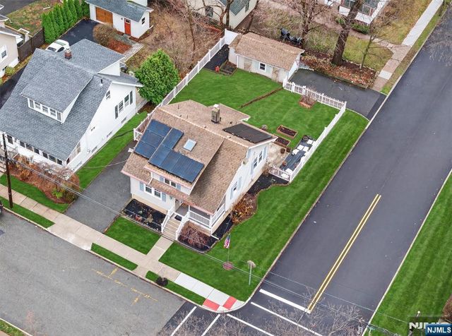 108 9th Avenue, Hawthorne, NJ 07506