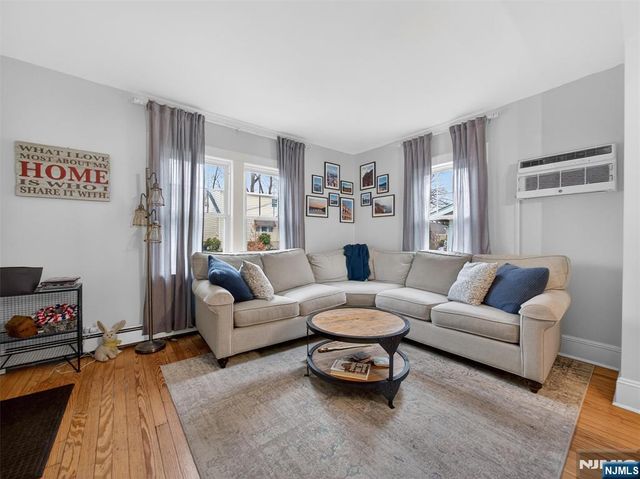 108 9th Avenue, Hawthorne, NJ 07506