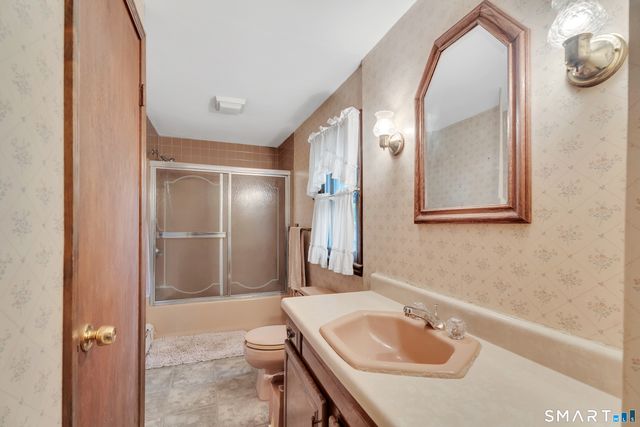 350 High Street, Torrington, CT 06790