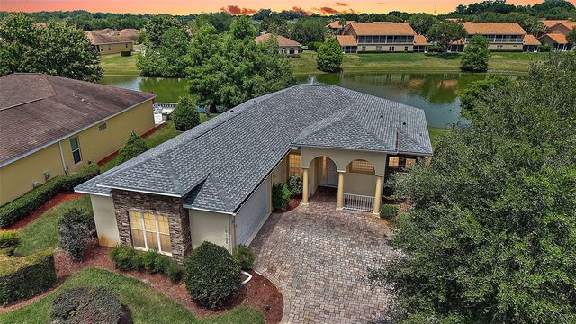 10180 LAKE MIONA WAY, Oxford, FL 34484