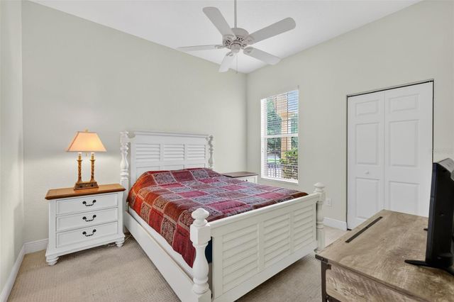 10180 LAKE MIONA WAY, Oxford, FL 34484