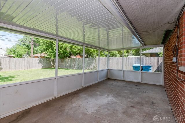 5415 Mangold Drive, Huber Heights, OH 45424