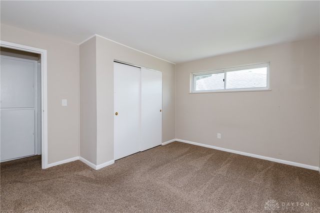 5415 Mangold Drive, Huber Heights, OH 45424