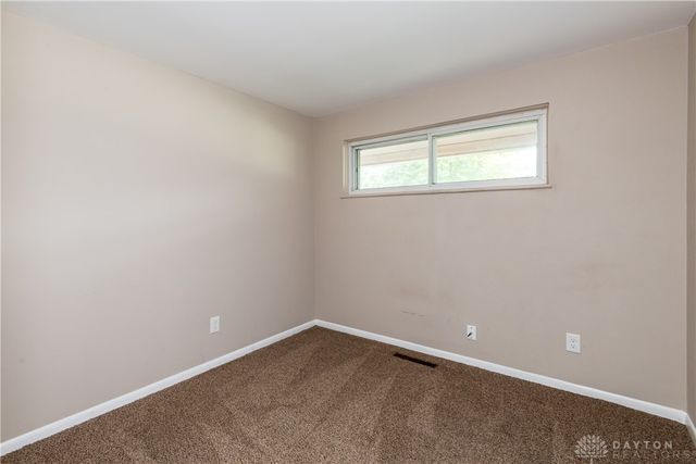 5415 Mangold Drive, Huber Heights, OH 45424