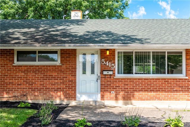 5415 Mangold Drive, Huber Heights, OH 45424