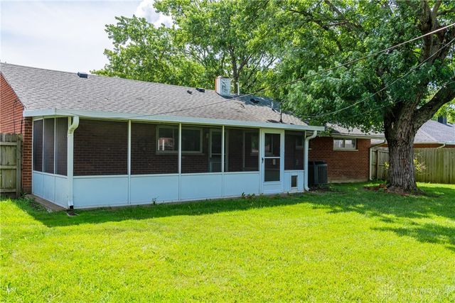 5415 Mangold Drive, Huber Heights, OH 45424