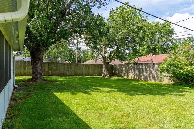 5415 Mangold Drive, Huber Heights, OH 45424