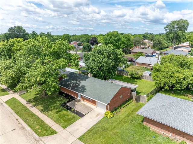 5415 Mangold Drive, Huber Heights, OH 45424