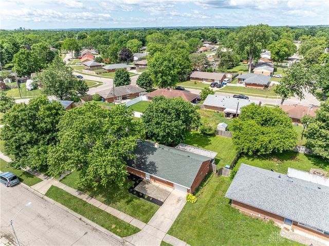 5415 Mangold Drive, Huber Heights, OH 45424