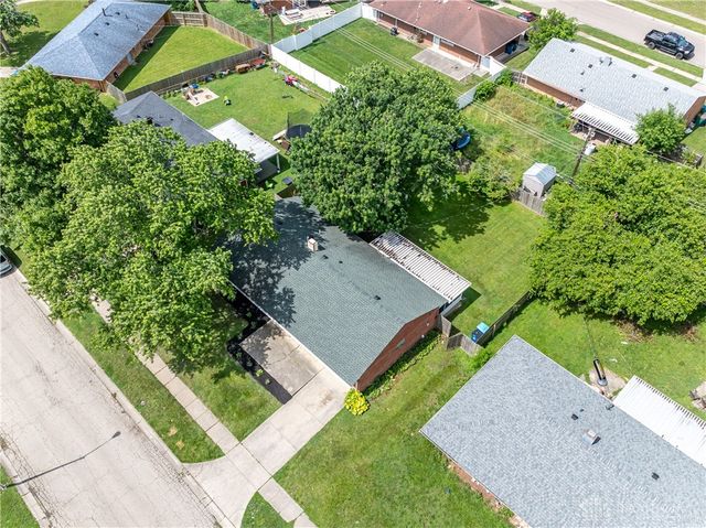 5415 Mangold Drive, Huber Heights, OH 45424