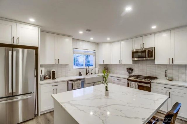 6964 Mount Vernon St, Lemon Grove, CA 91945