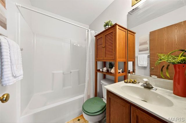 2813 Caroline Street, St Louis, MO 63104