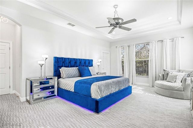 4908 Sedgewood LN, Naples, FL 34112