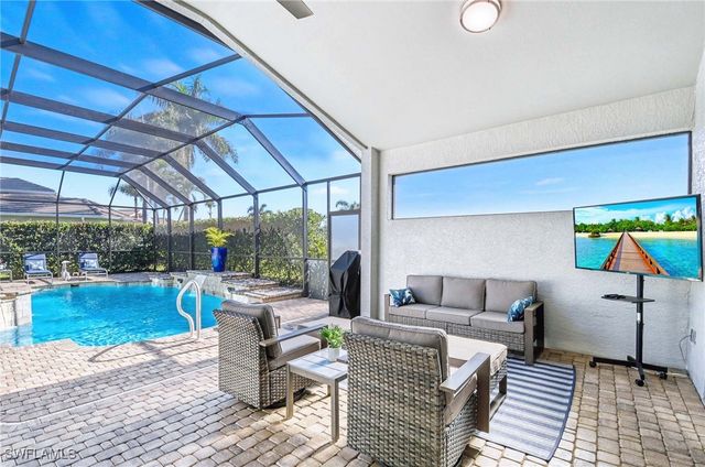 4908 Sedgewood LN, Naples, FL 34112