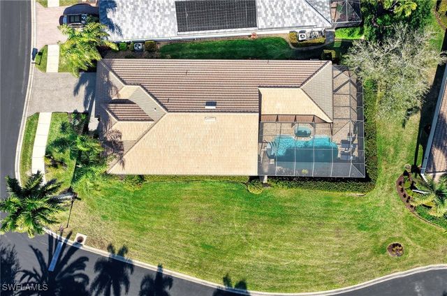 4908 Sedgewood LN, Naples, FL 34112