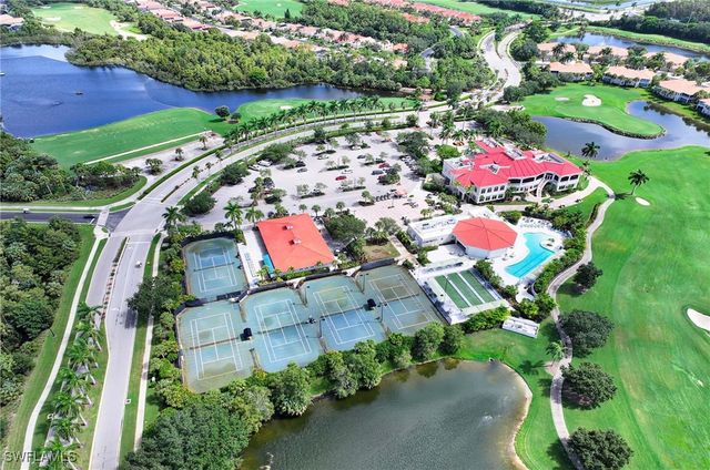 4908 Sedgewood LN, Naples, FL 34112