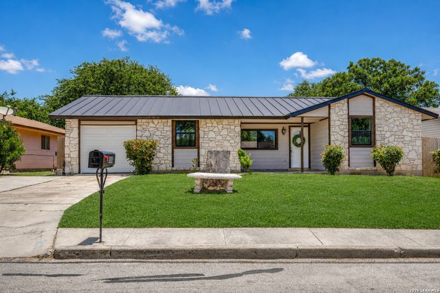 504 Willow Dr, Converse, TX 78109