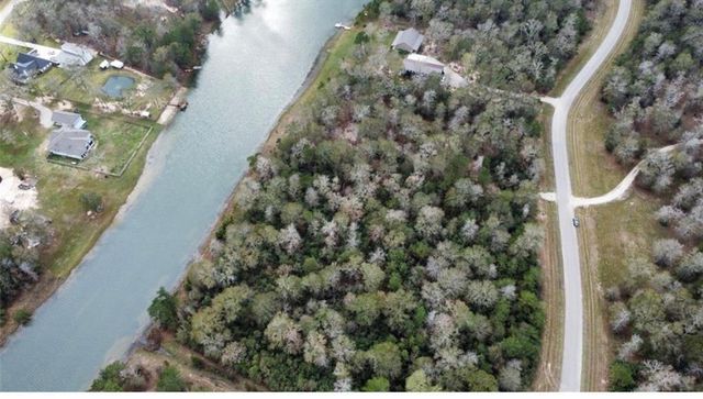 21240 Grant Lake Circle, Cleveland, TX 77328